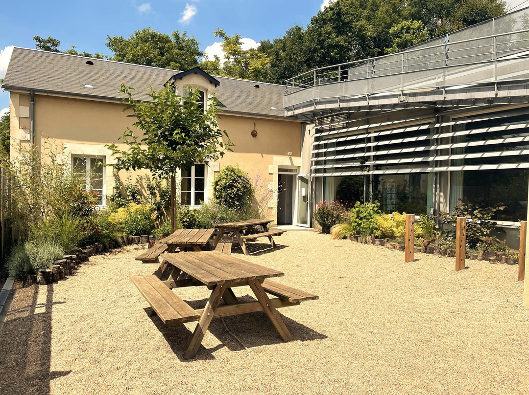 Pavillon Du Milieu De Loire景点图片
