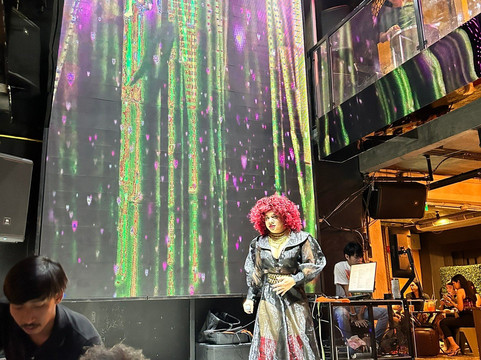 DJ站酒吧-曼谷必去景点