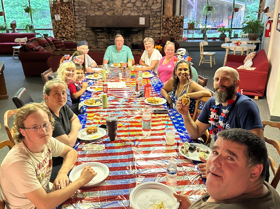 Evergreen Valley Inn and Villas主图