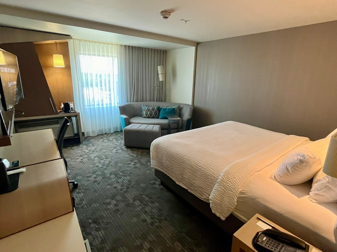 Courtyard Ardmore主图