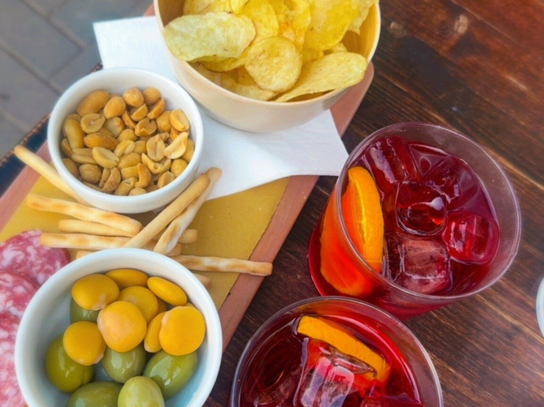 Peace&Love Funkybar-贝拉里亚-伊贾马里纳必去景点