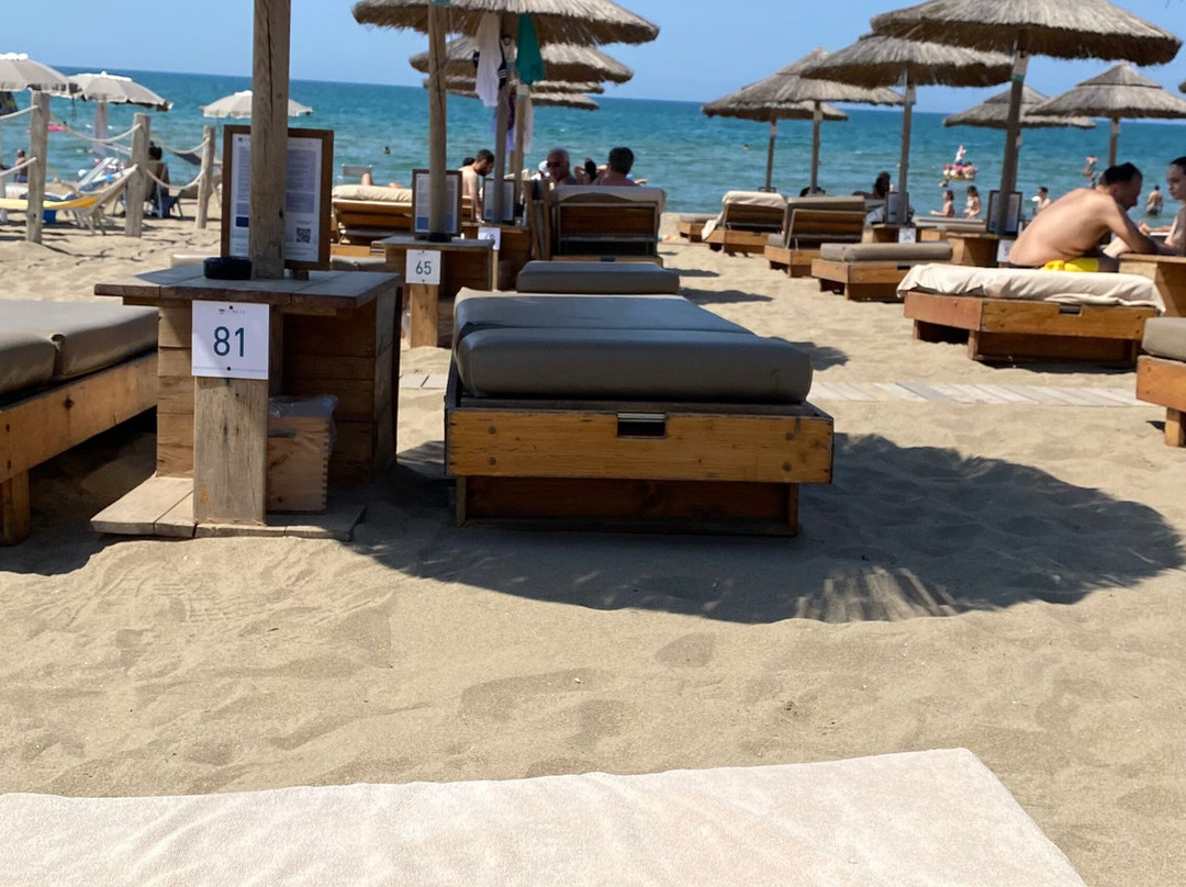 Cumeja Beach Club景点图片