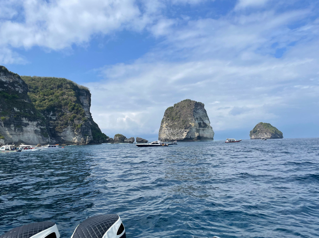 巴厘岛里奇奥船只租赁-克冬迦南必去景点