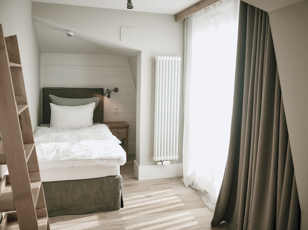 The Cozy Hotel主图