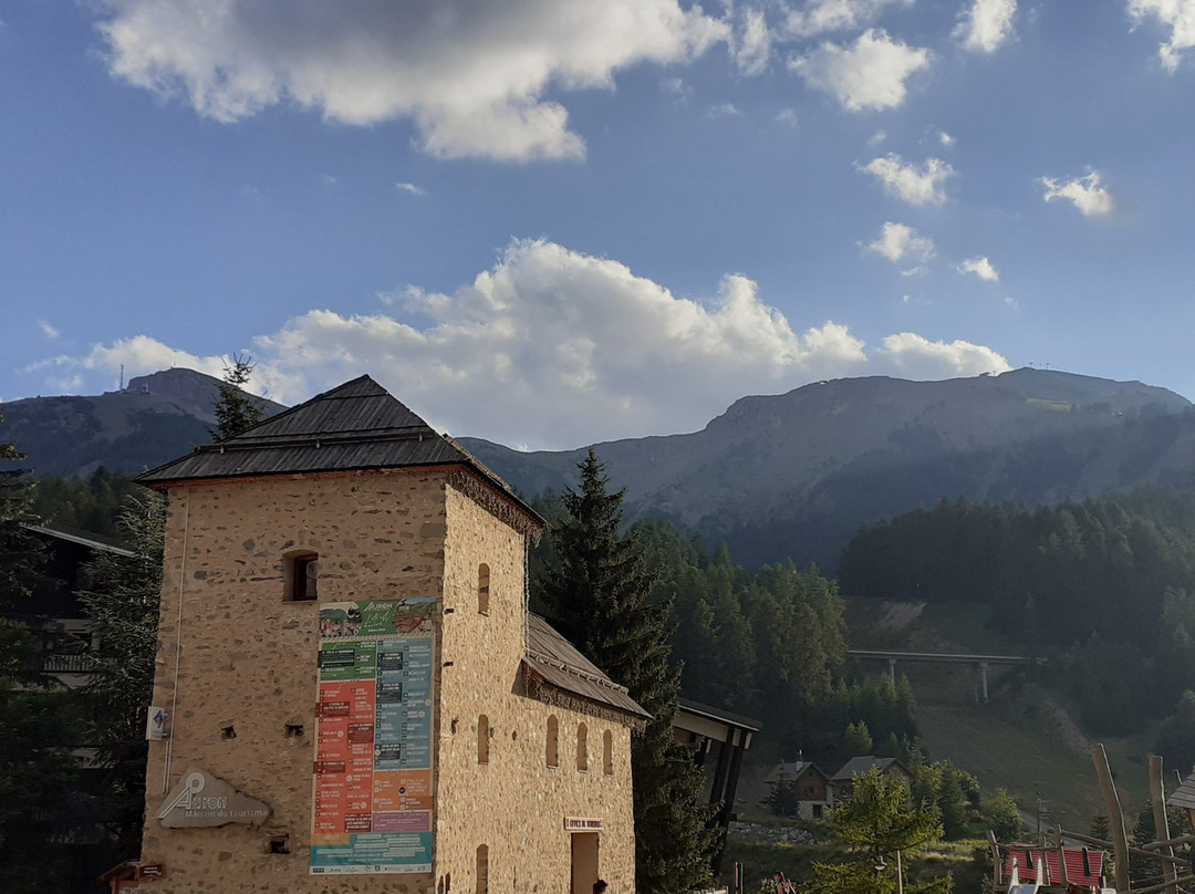 Station d'Auron景点图片