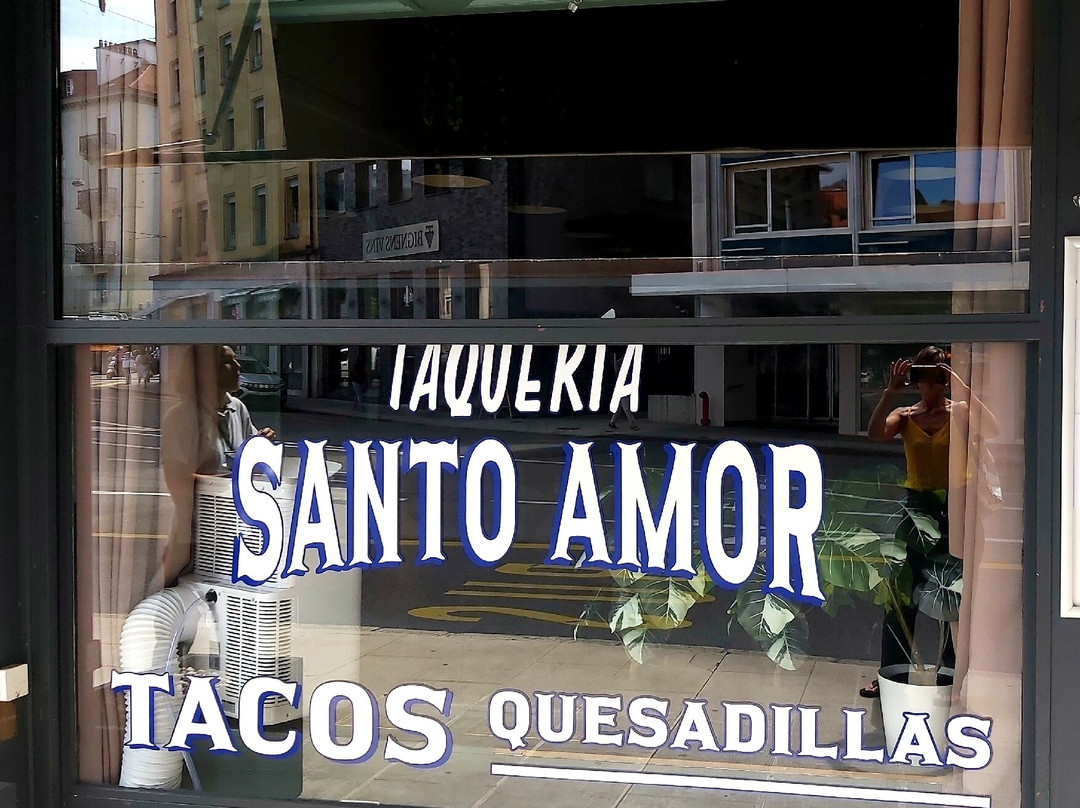 Taqueria Santo Amor