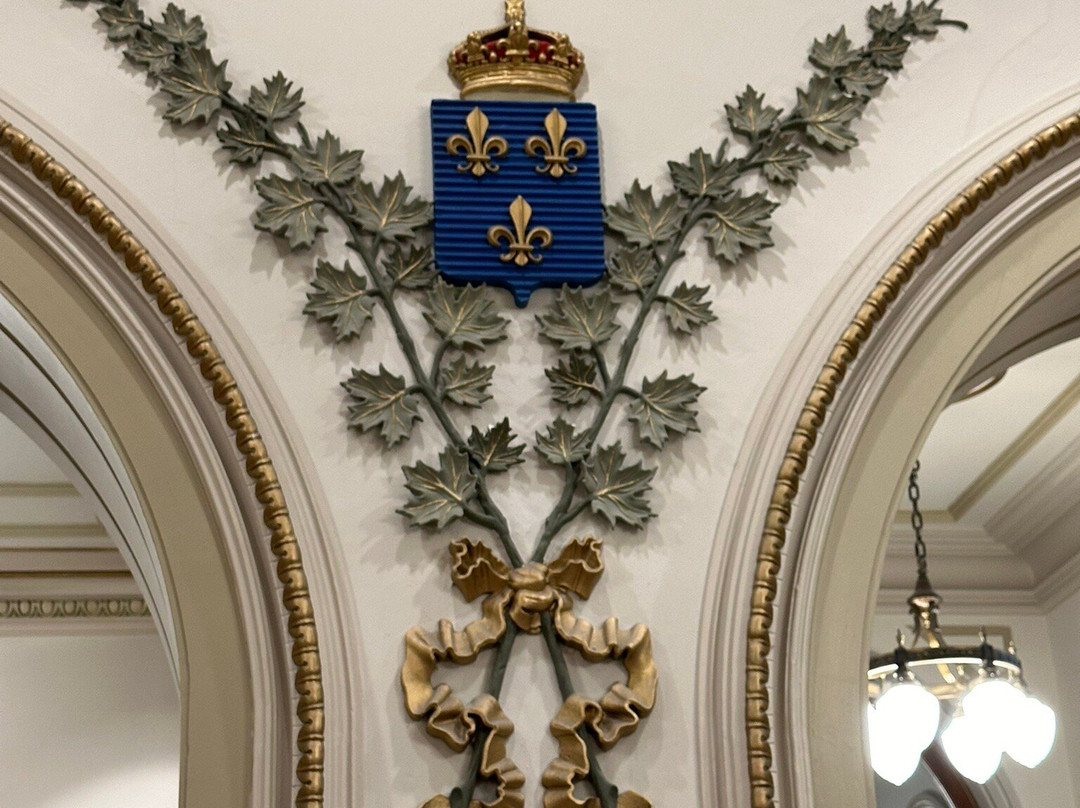 Place de l’Assemblée-Nationale-魁北克市必去景点