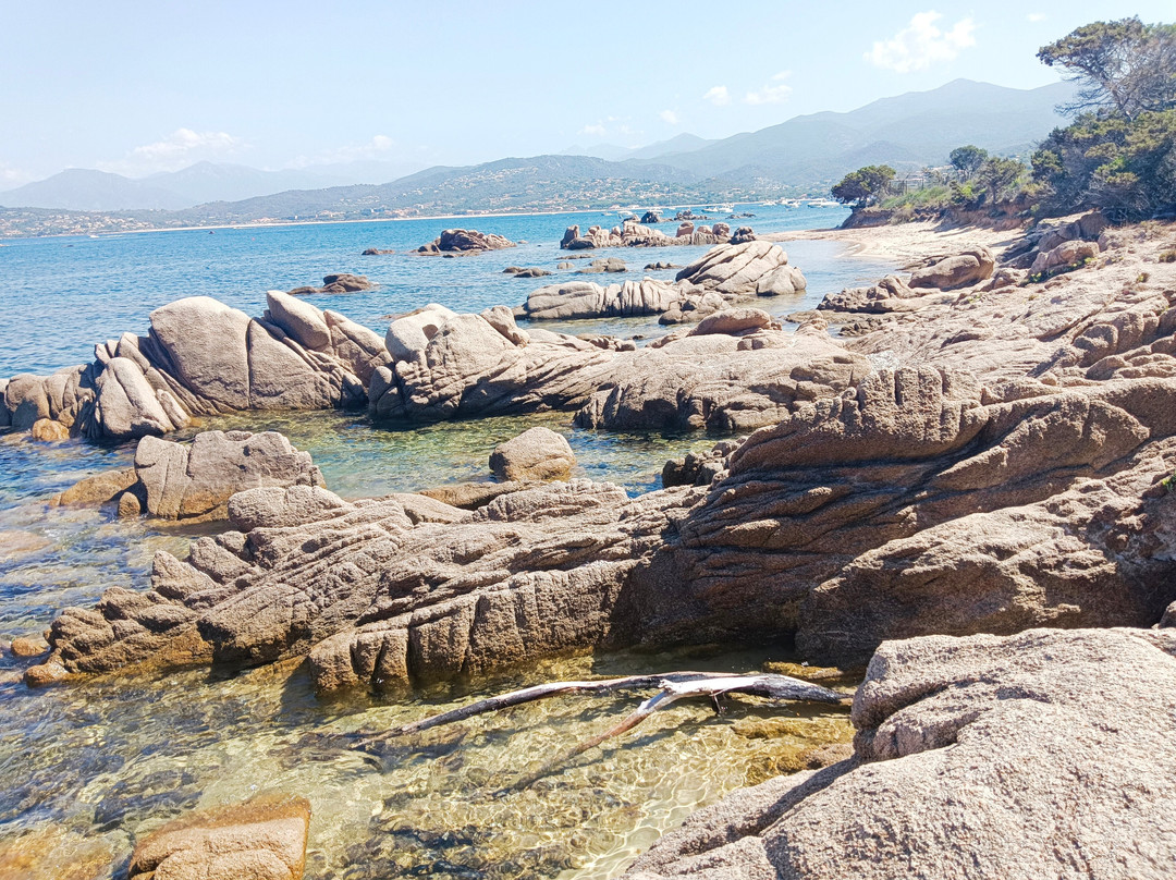 Presqu’Ile Isolella景点图片