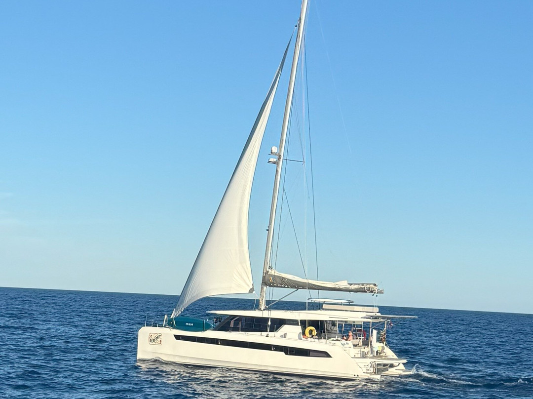 Bereshit Catamaran Adventures-马洛卡帕尔马必去景点