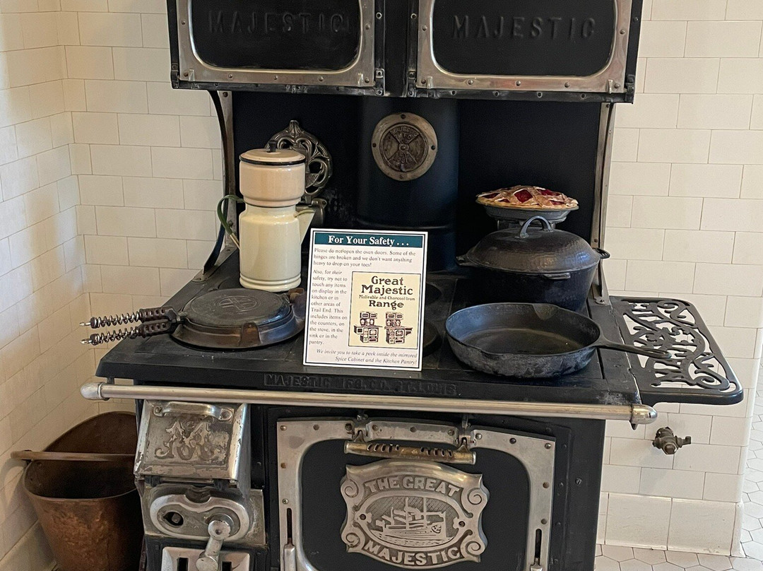 Trail End State Historic Site-谢里登必去景点