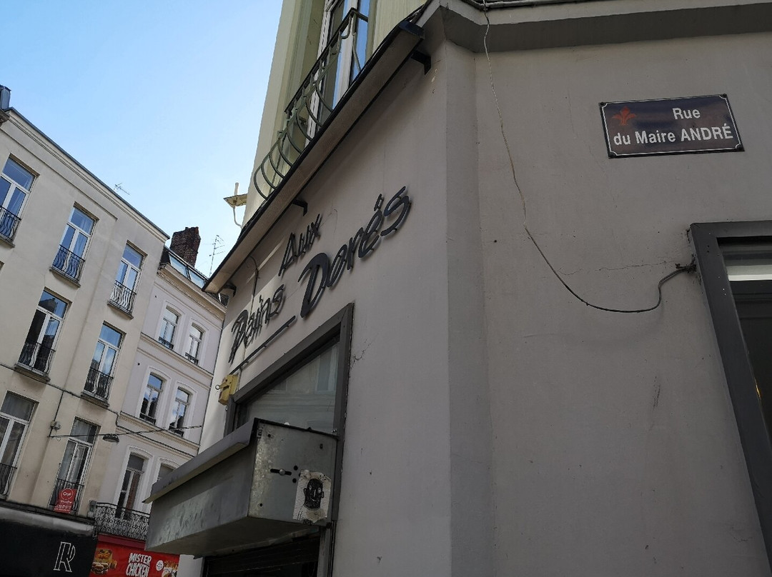 Aux Petits Pains Dorés