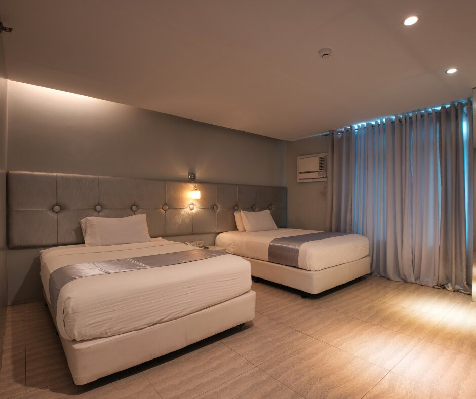 薇诺妮卡酒店主图