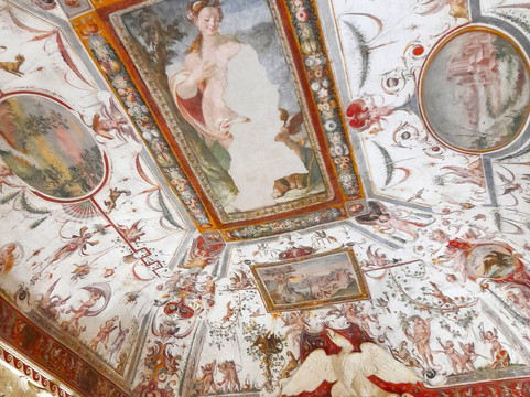 Poli Centro Storico-Poli必去景点