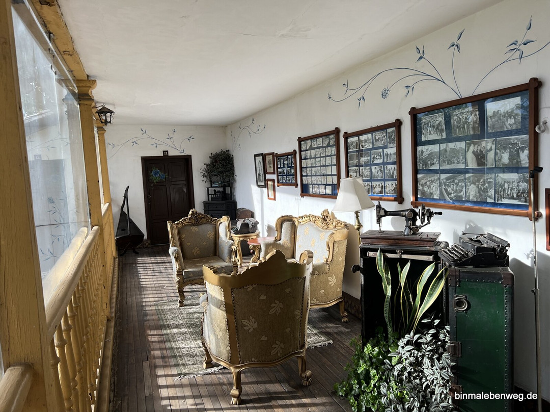 卡罗拉维庄园酒店主图