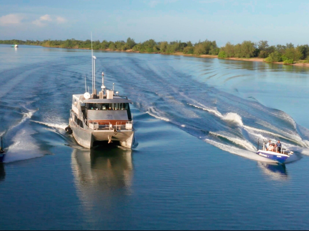 Eclipse FNQ Charters