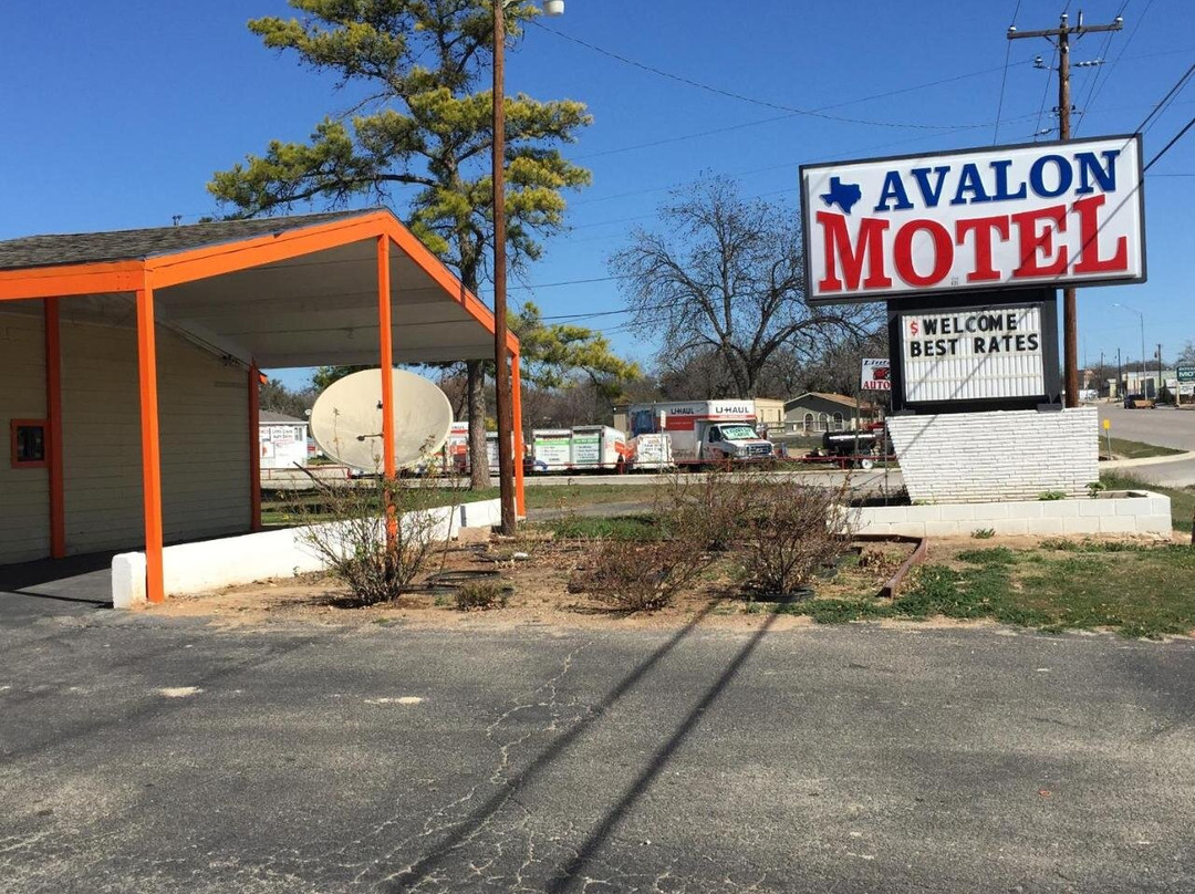 Avalon Motel