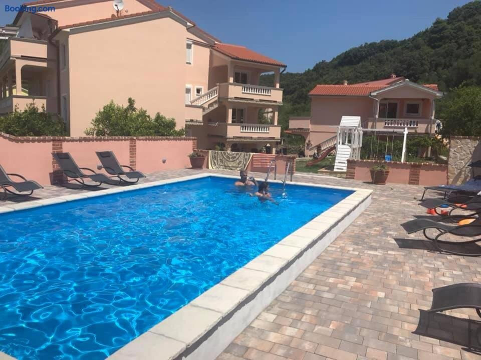 Apartments Hajo