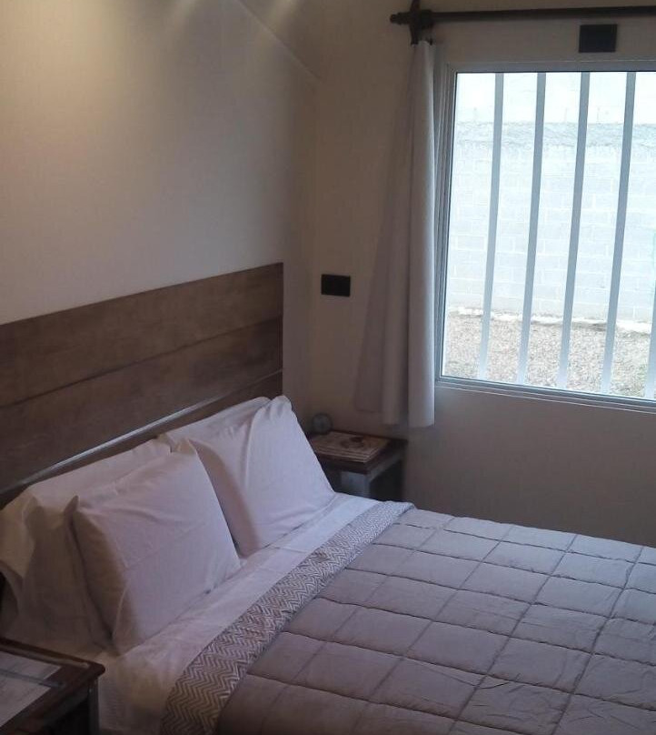 El Pueblo Aparts - Rada Tilly