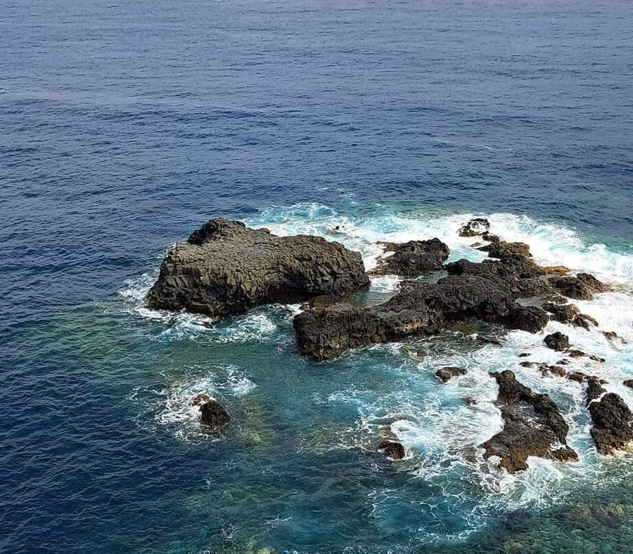 Mirador De La Playa De Nogales景点图片