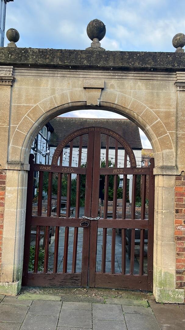 The Tudor House Hotel-浴室