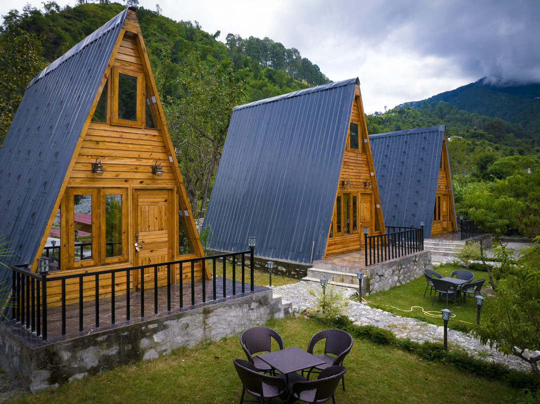 Cabana Riverside Resort - Kainchi Dham