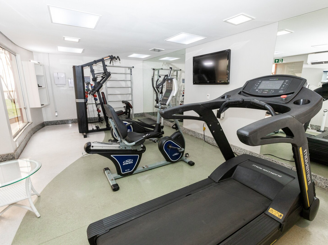 皇家金酒店主图