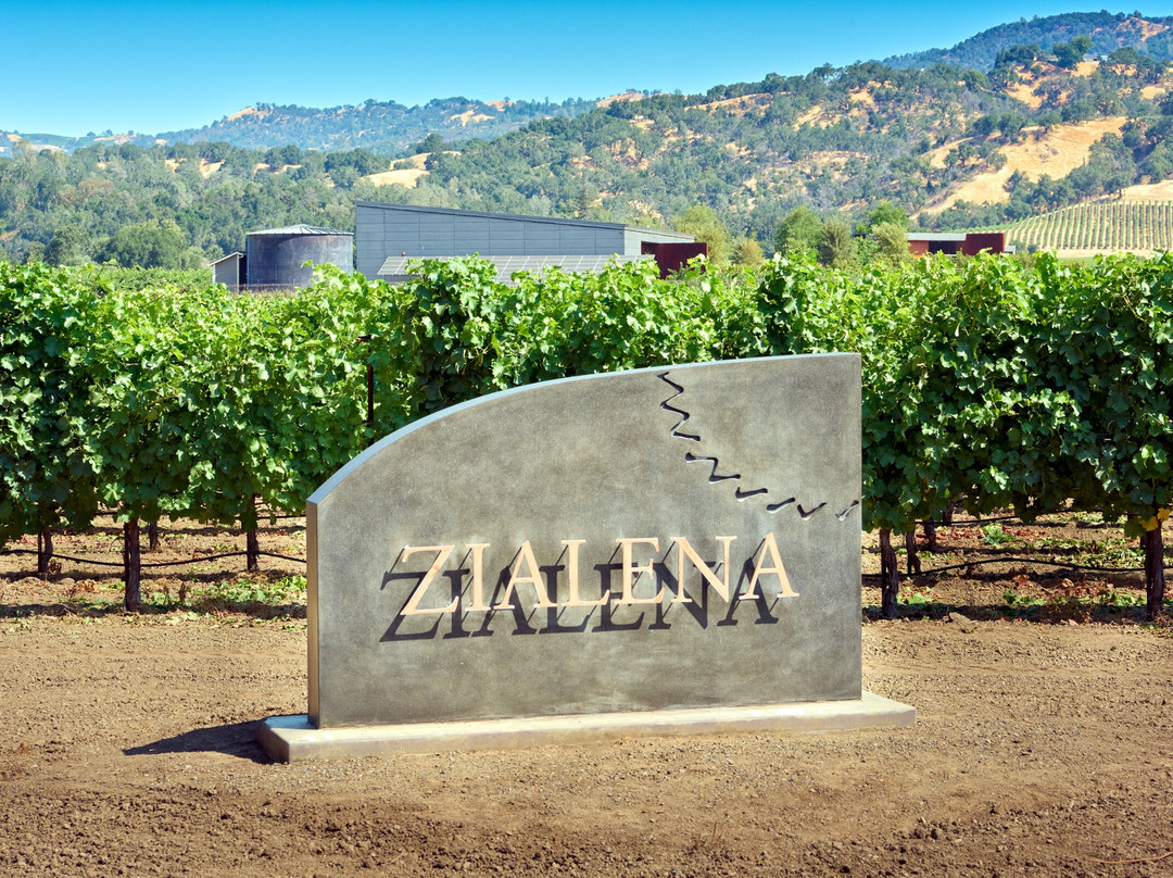 Zialena Winery景点图片
