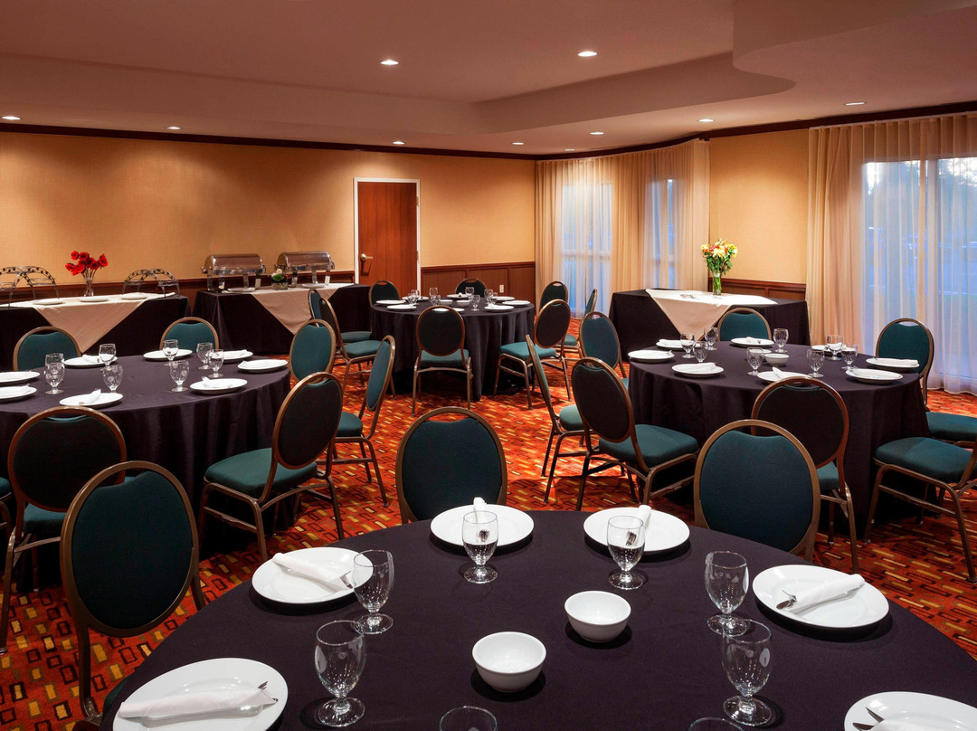 文图拉西米谷万怡酒店主图