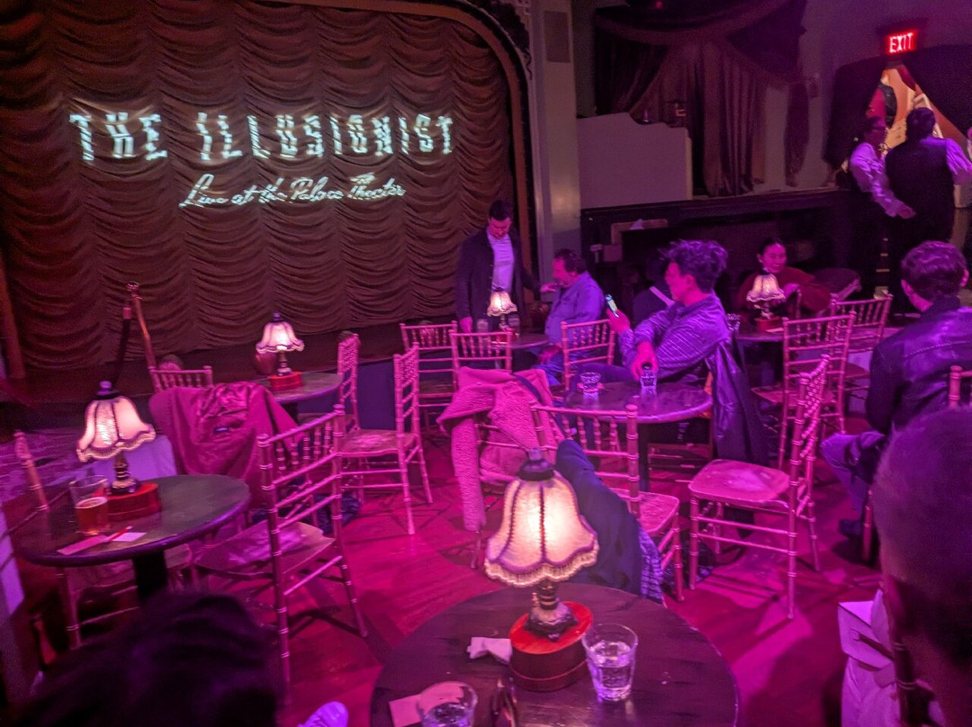 The Illusionist At The Palace Theater-旧金山必去景点