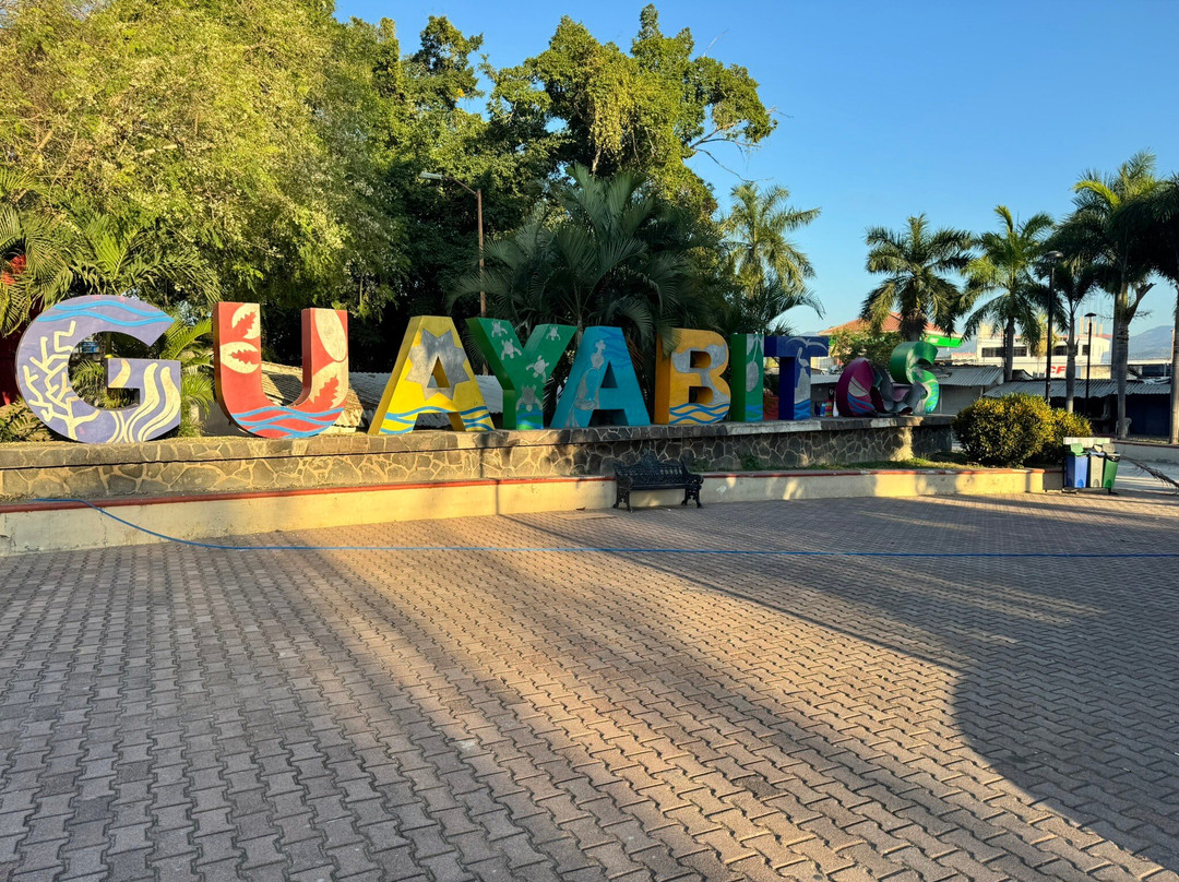 Plaza Pública Rincon De Guayabitos-Rincon de Guayabitos必去景点