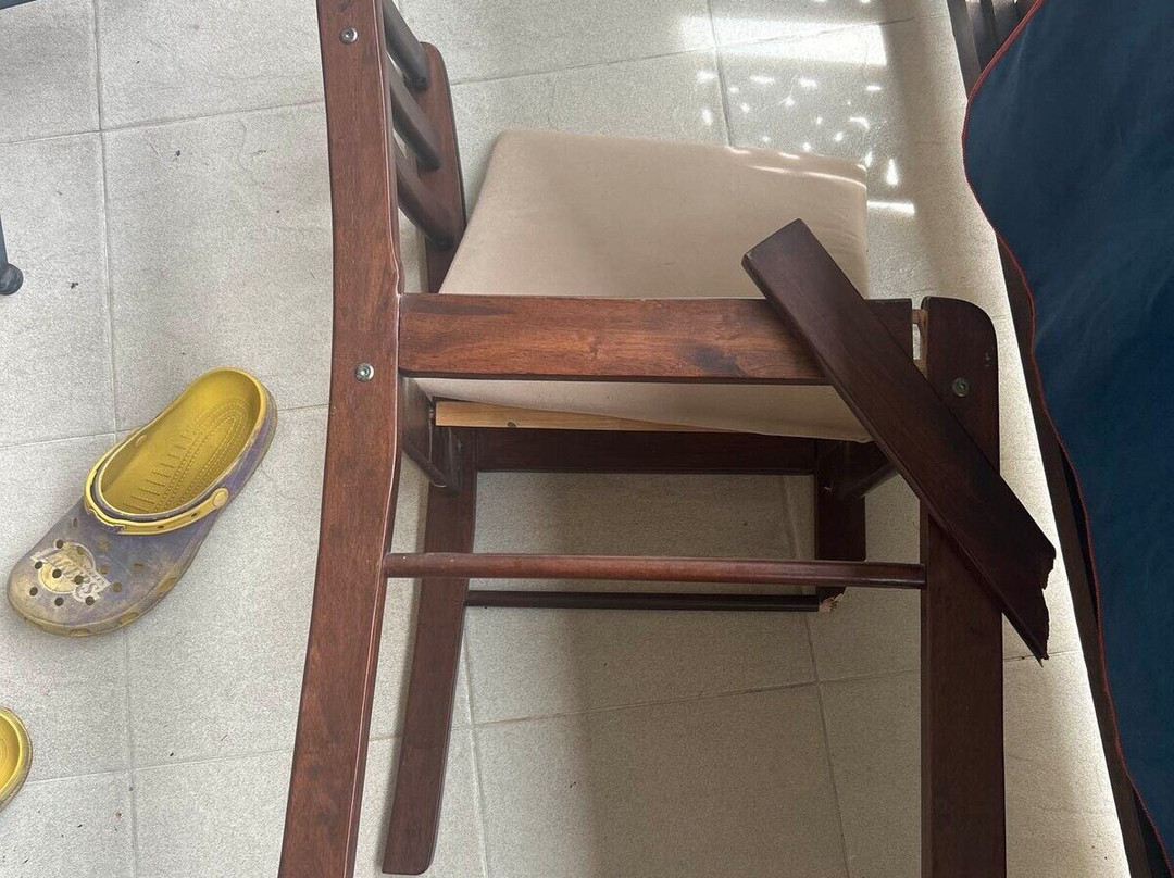 玉瓦迪度假酒店主图