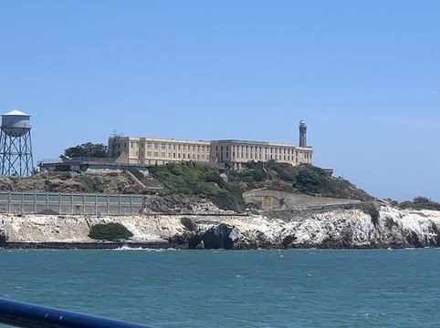 渔人码头悦宜湾广场酒店主图