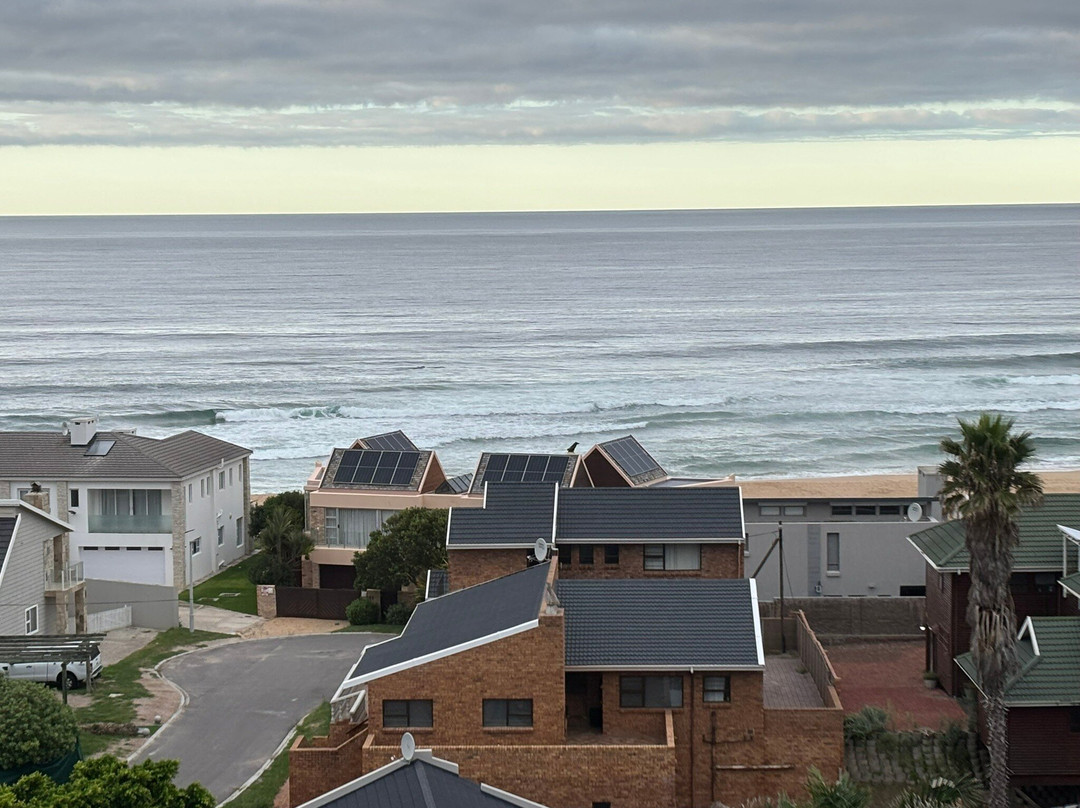 10 Elf Beach House主图