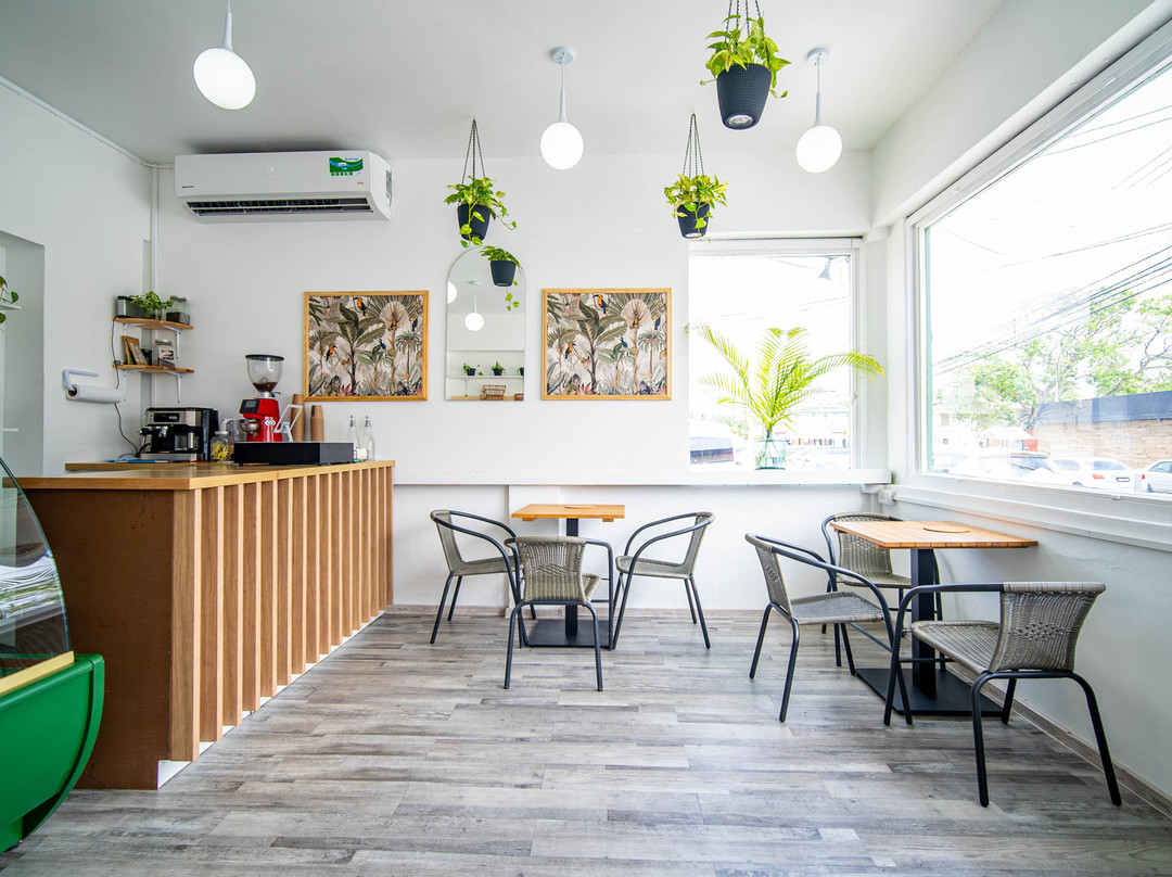 Peter's Bakery (worthing)