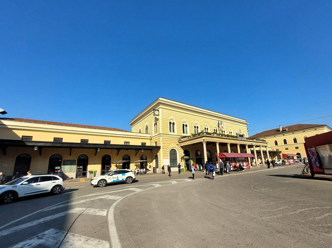 Stazione di Bologna Centrale景点图片