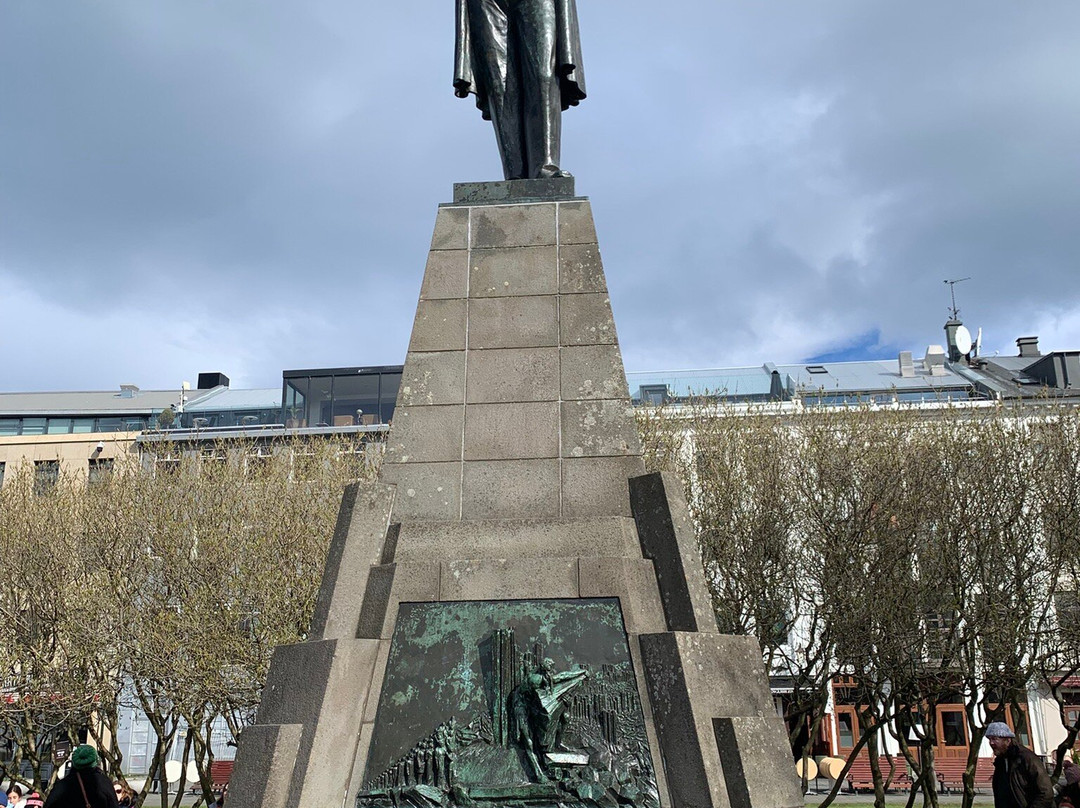 Austurvollur Square-雷克雅未克必去景点