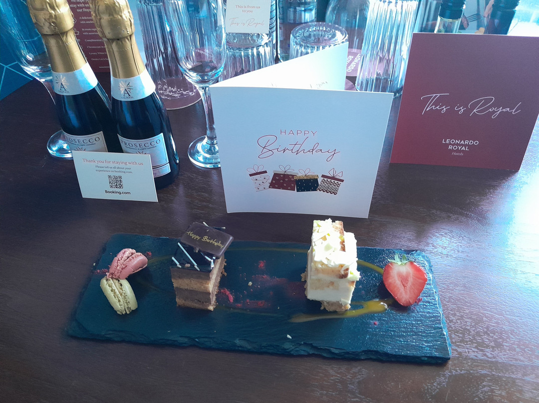 大港德维尔酒店主图