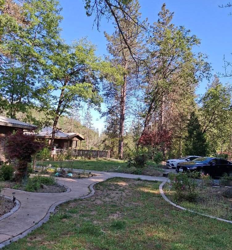 The Inn at Shasta Lake主图