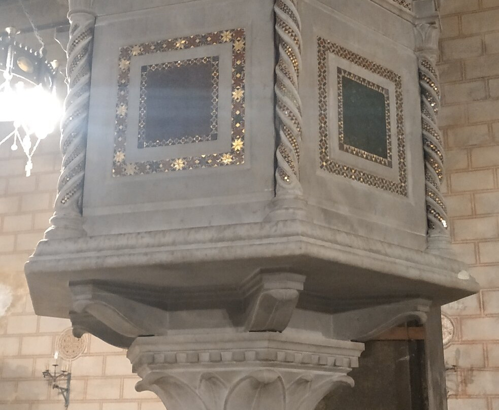 Basilica SS. Giovanni E Paolo-Ferentino必去景点