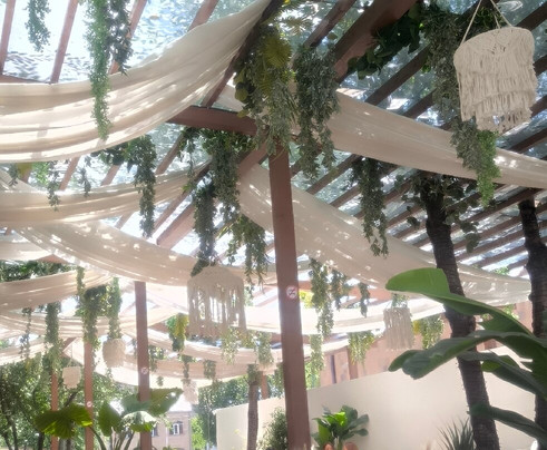 Yeraz Lounge & Restaurant主图