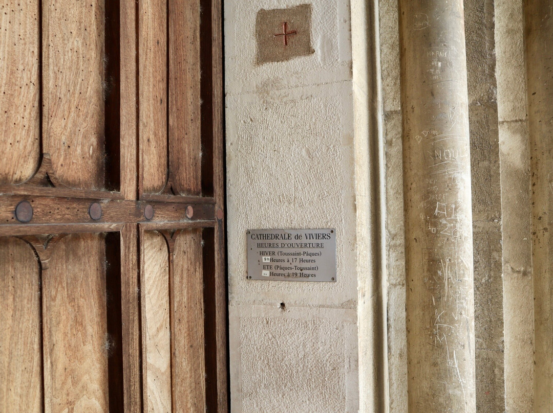 Viviers Cathedral-Viviers必去景点