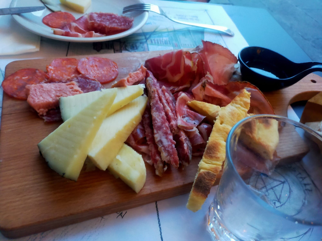 Taverna Magna Comunis