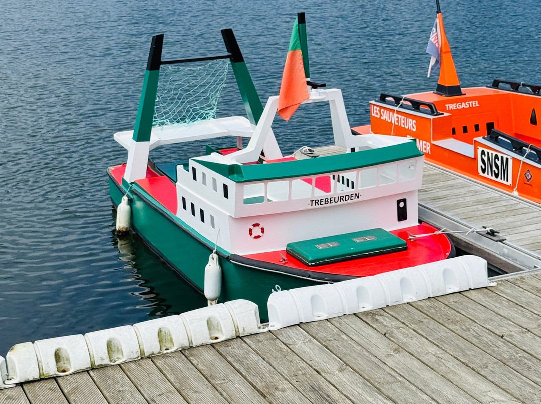 Le Port Miniature-皮若斯必去景点