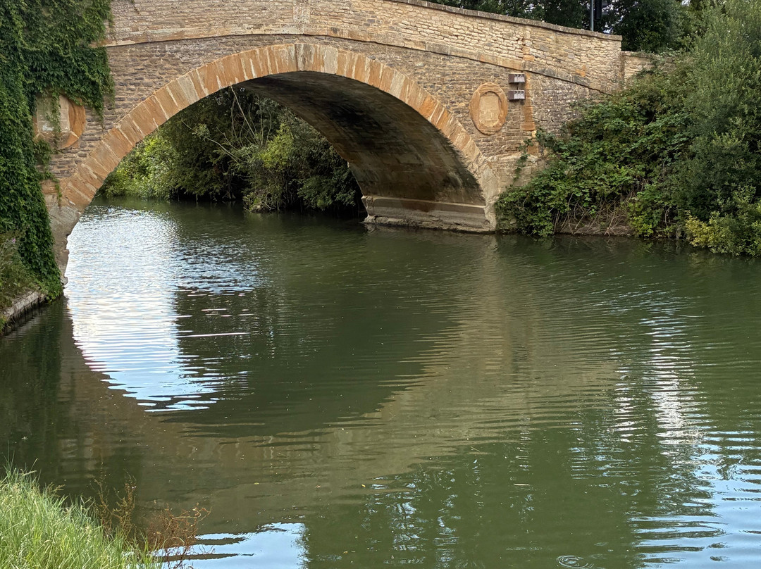 The Trout At Tadpole Bridge主图
