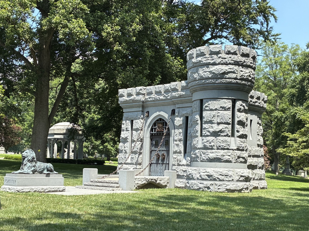 Crown Hill Cemetery-印第安纳波利斯必去景点