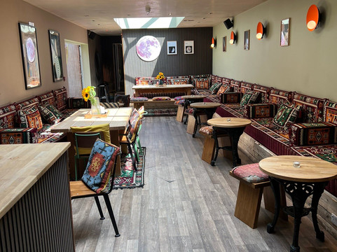 The Flat Earth-切斯特必去景点