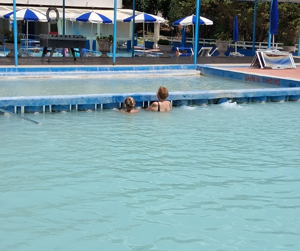 Piscine Termali Arcobaleno-Castelforte必去景点