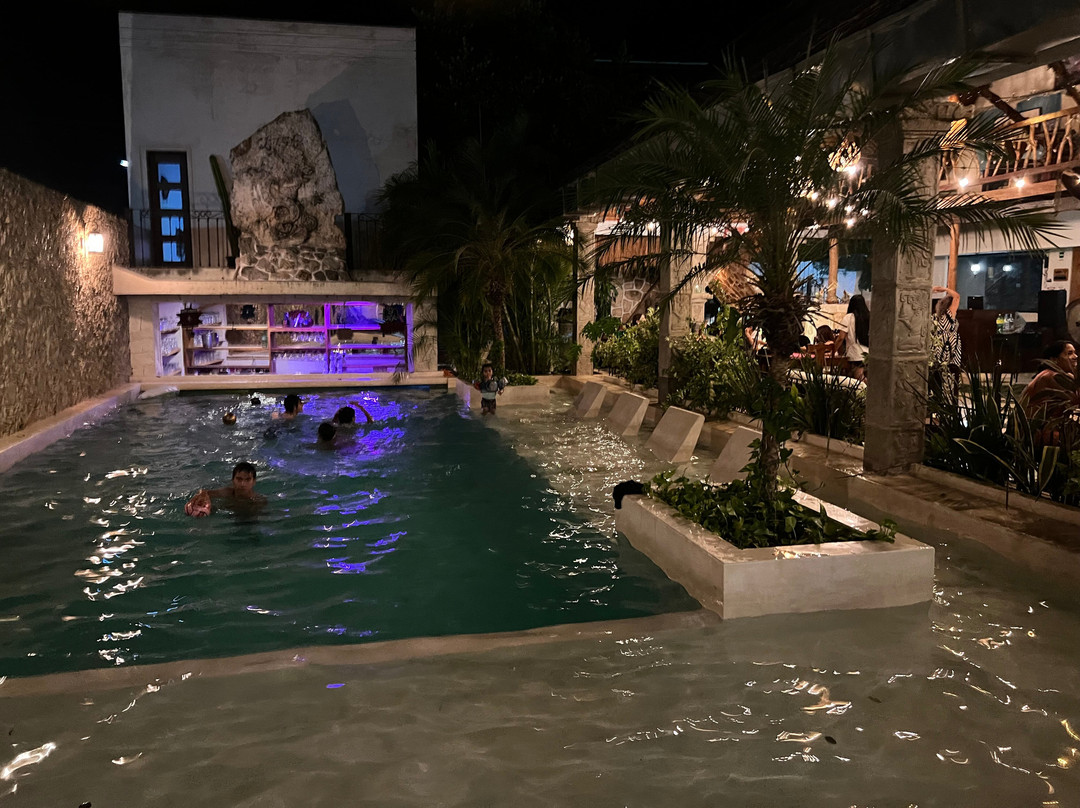 Hotel Y Hostal Nojoch Che