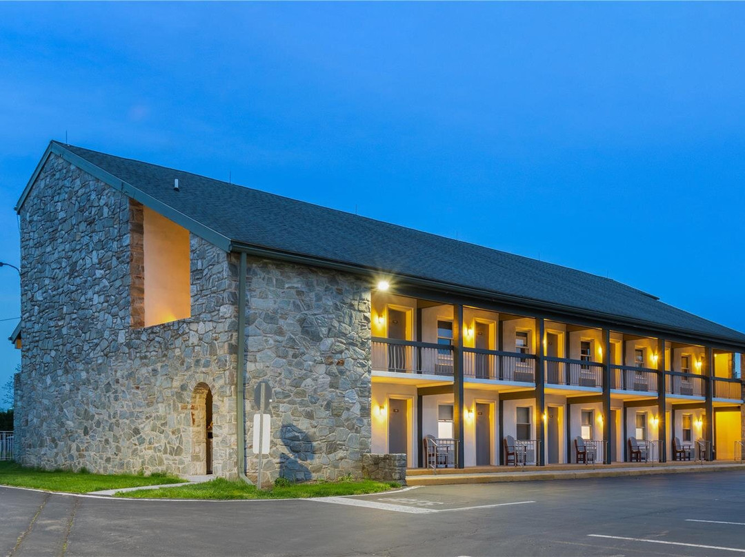 SureStay Studio by Best Western Paradise Lancaster County