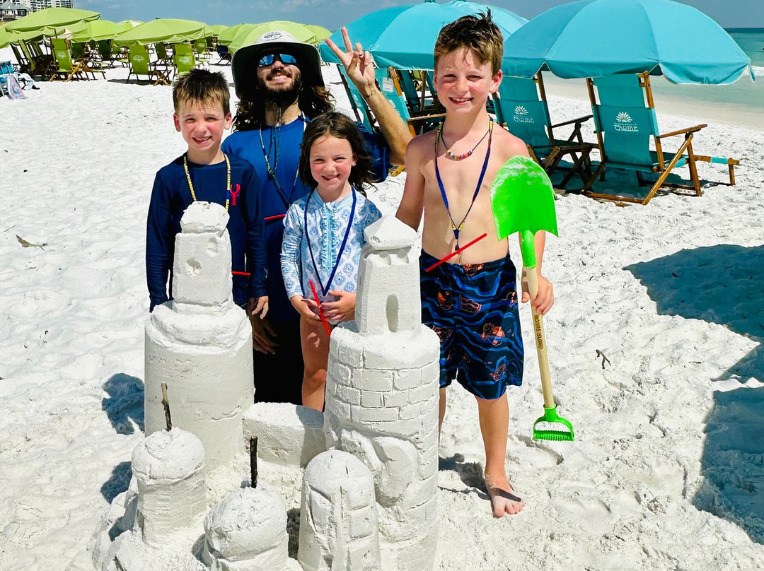 SandCastle Lessons-德斯廷必去景点